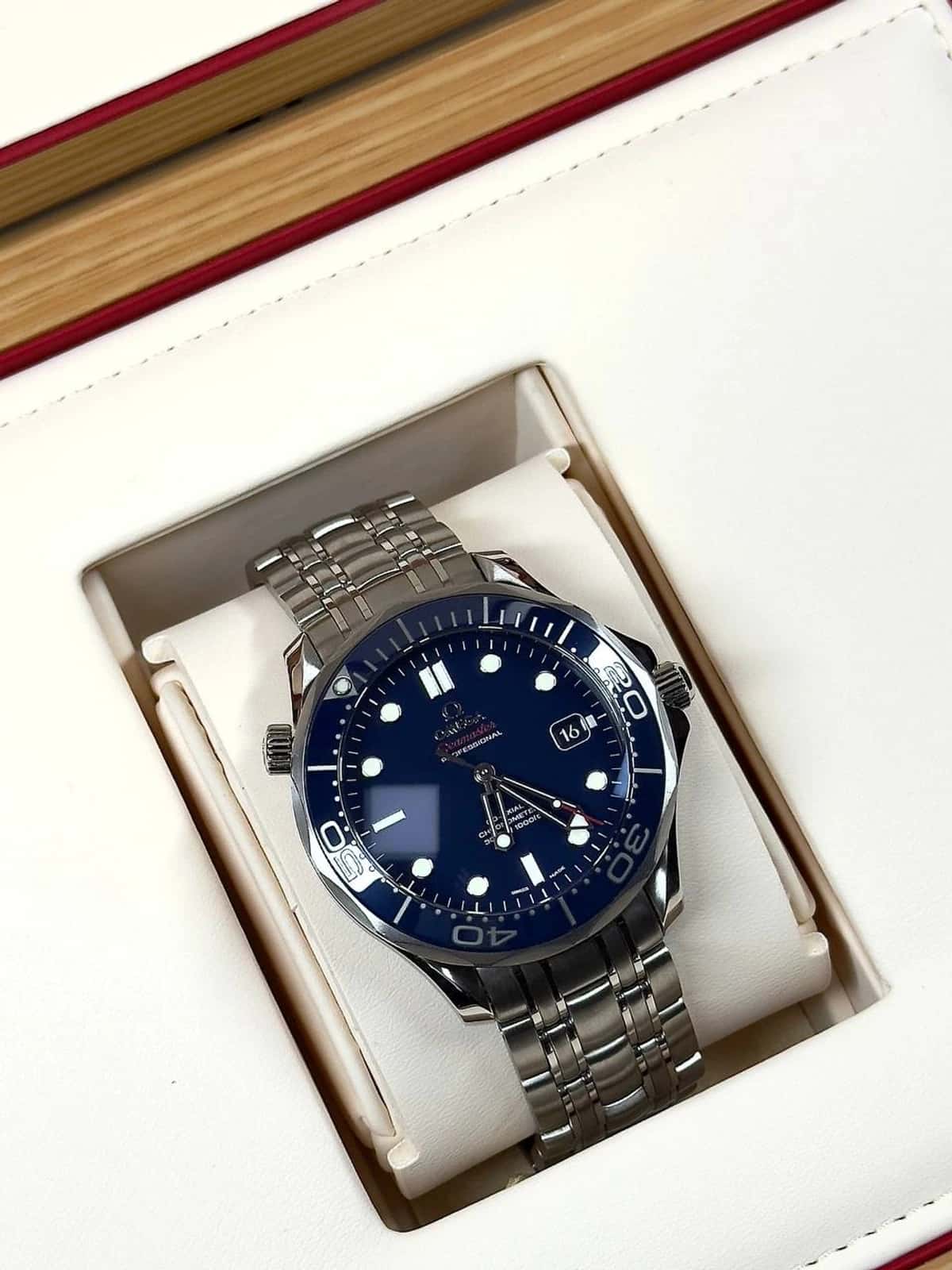 Seamaster Diver - Thumbnail 8