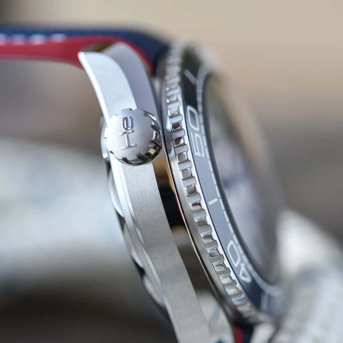 Seamaster Planet Ocean - Thumbnail 4