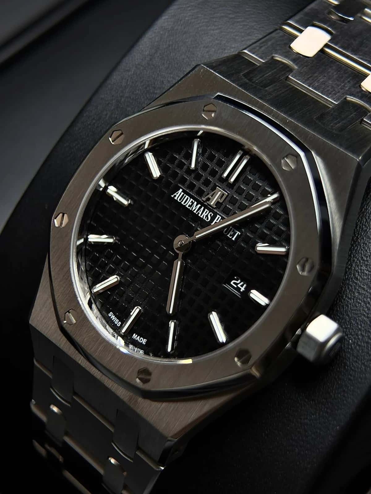 Royal Oak - Thumbnail 20