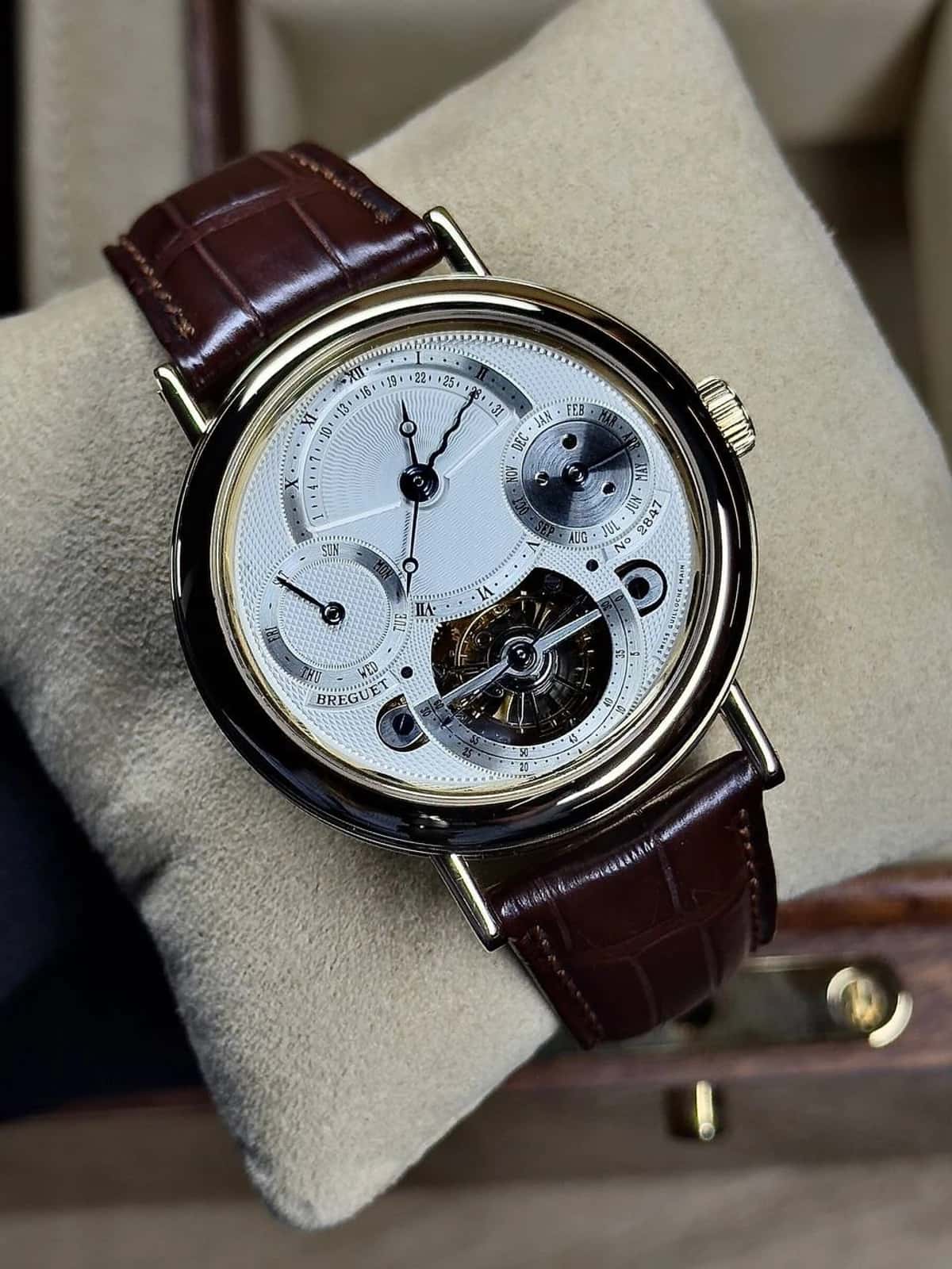 Tourbillon Classique Grande Complications 39 - Thumbnail 8