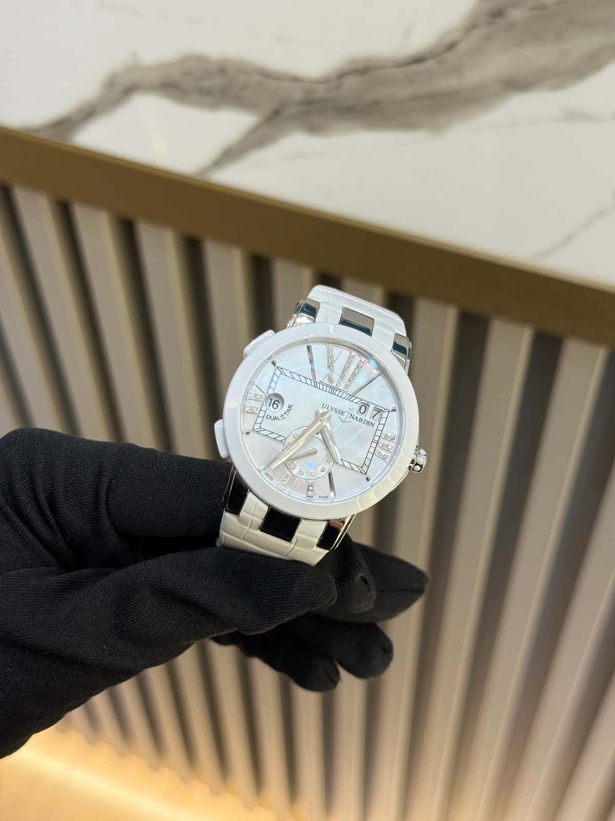 Executive Dual Time Lady - Thumbnail 3