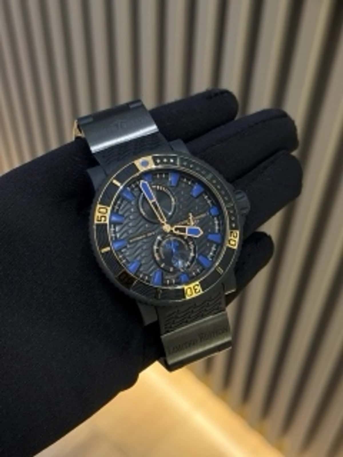 Diver Black Sea - Thumbnail 3