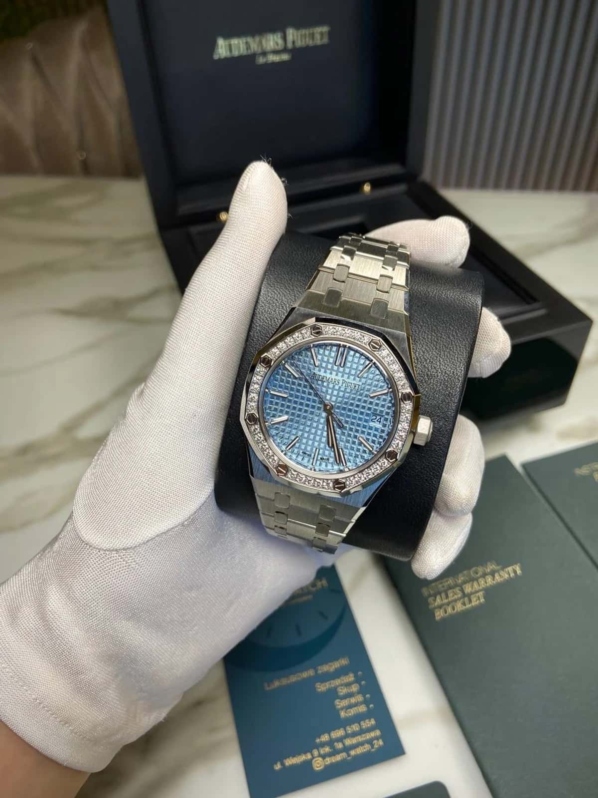 Royal Oak - Thumbnail 17