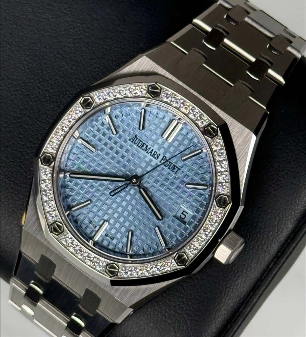 Royal Oak - Thumbnail 12