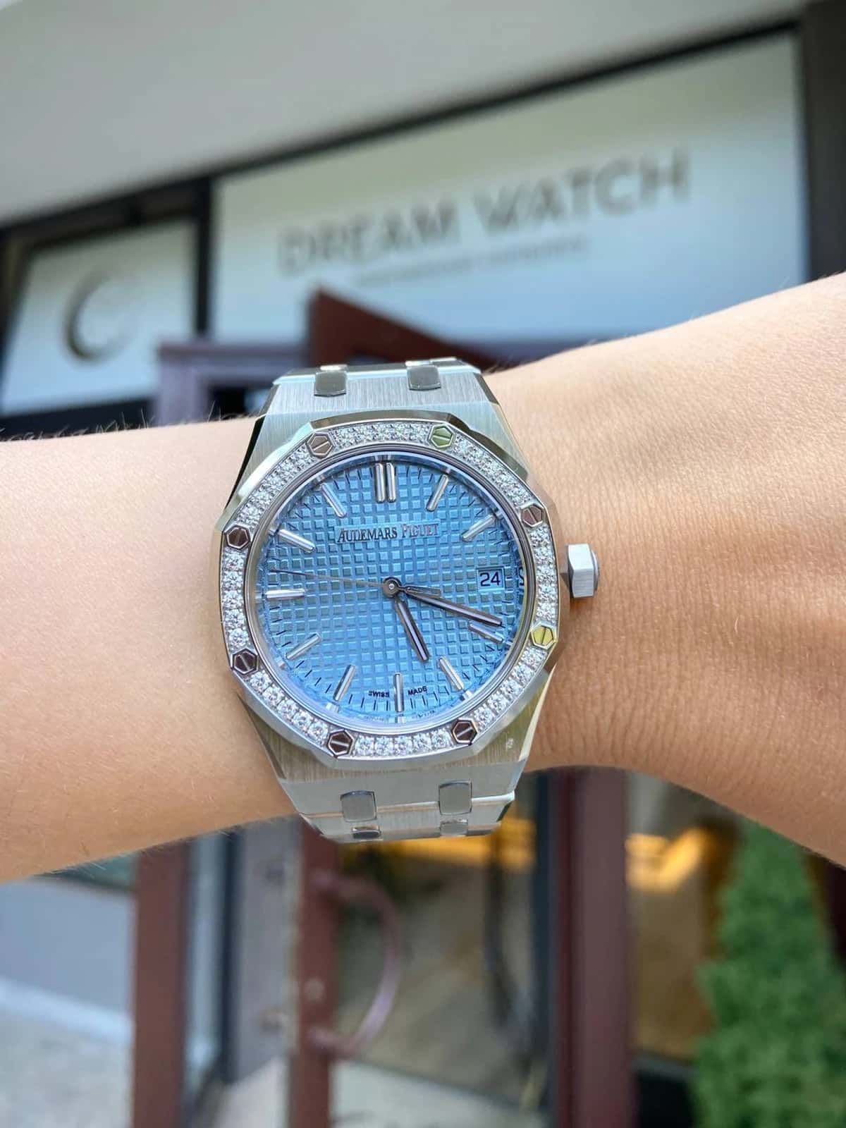 Royal Oak - Thumbnail 6