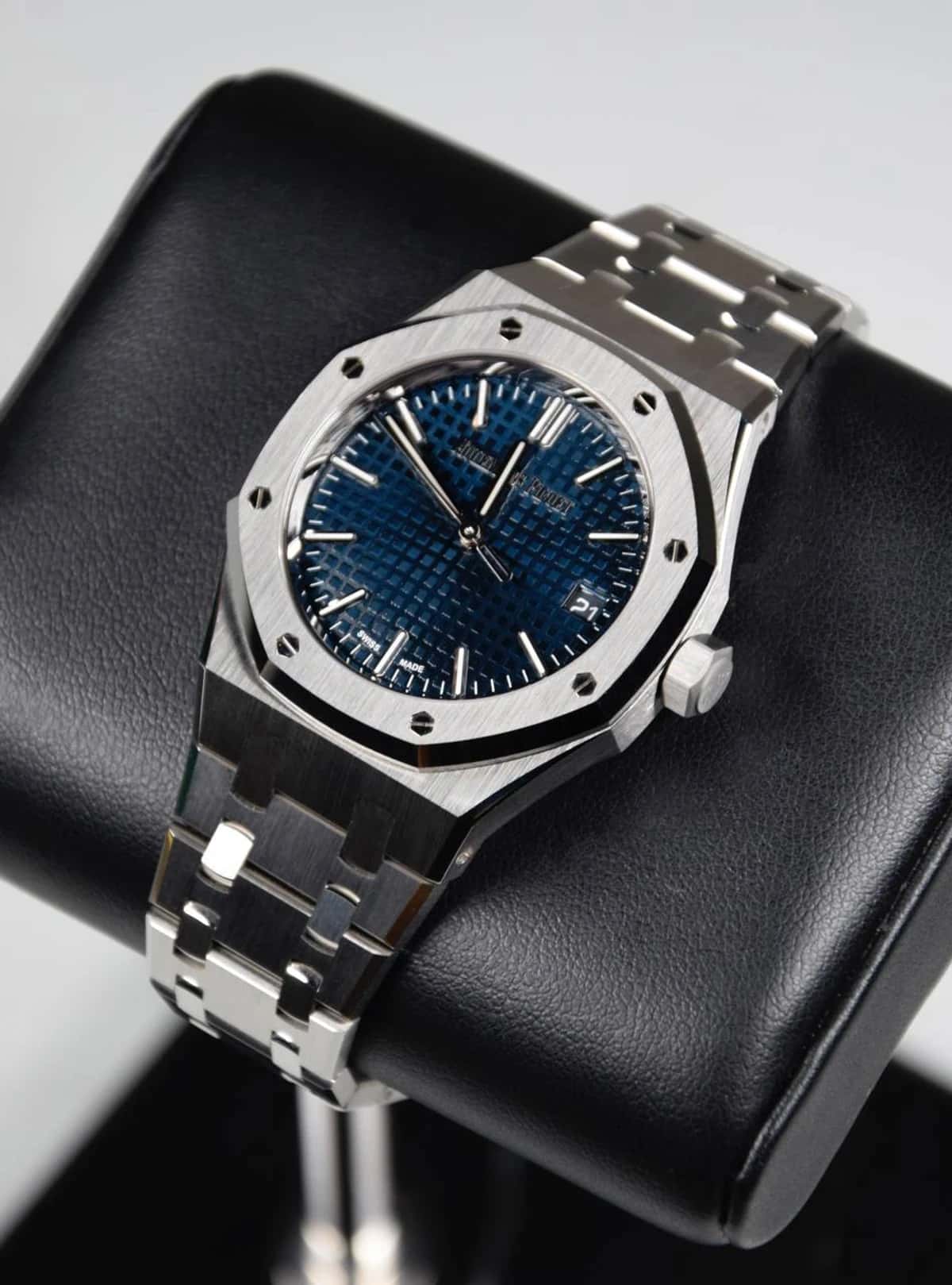 Royal Oak - Thumbnail 12