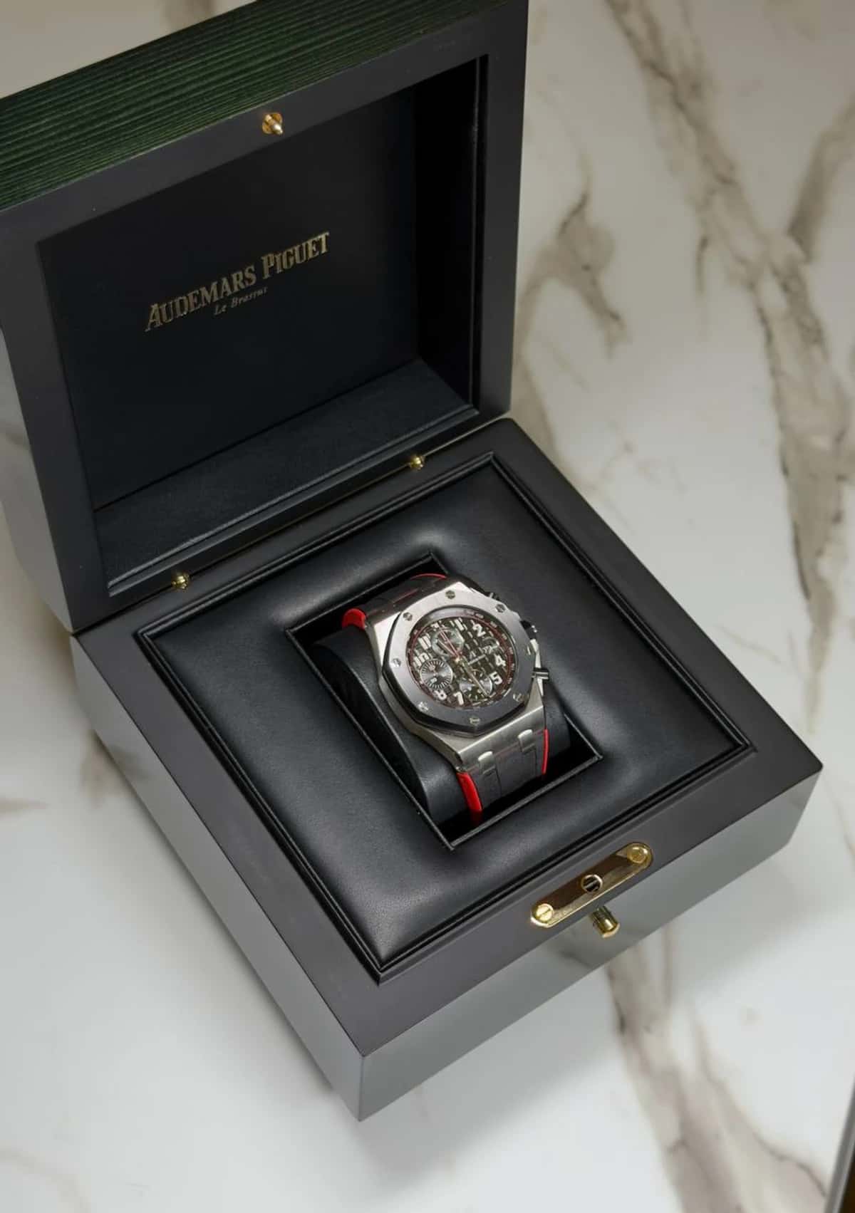 Royal Oak Offshore - Thumbnail 23