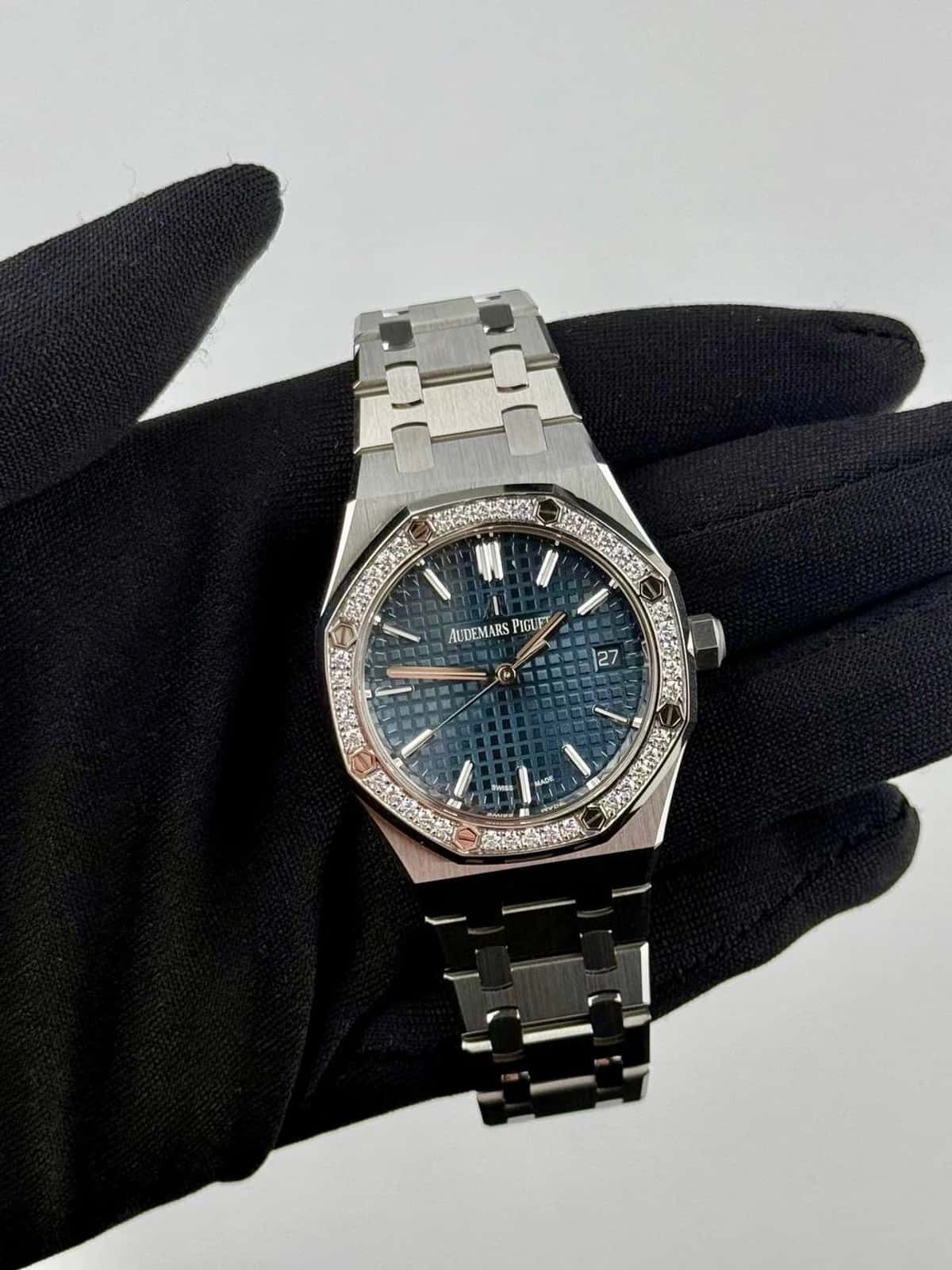 Royal Oak - Thumbnail 10