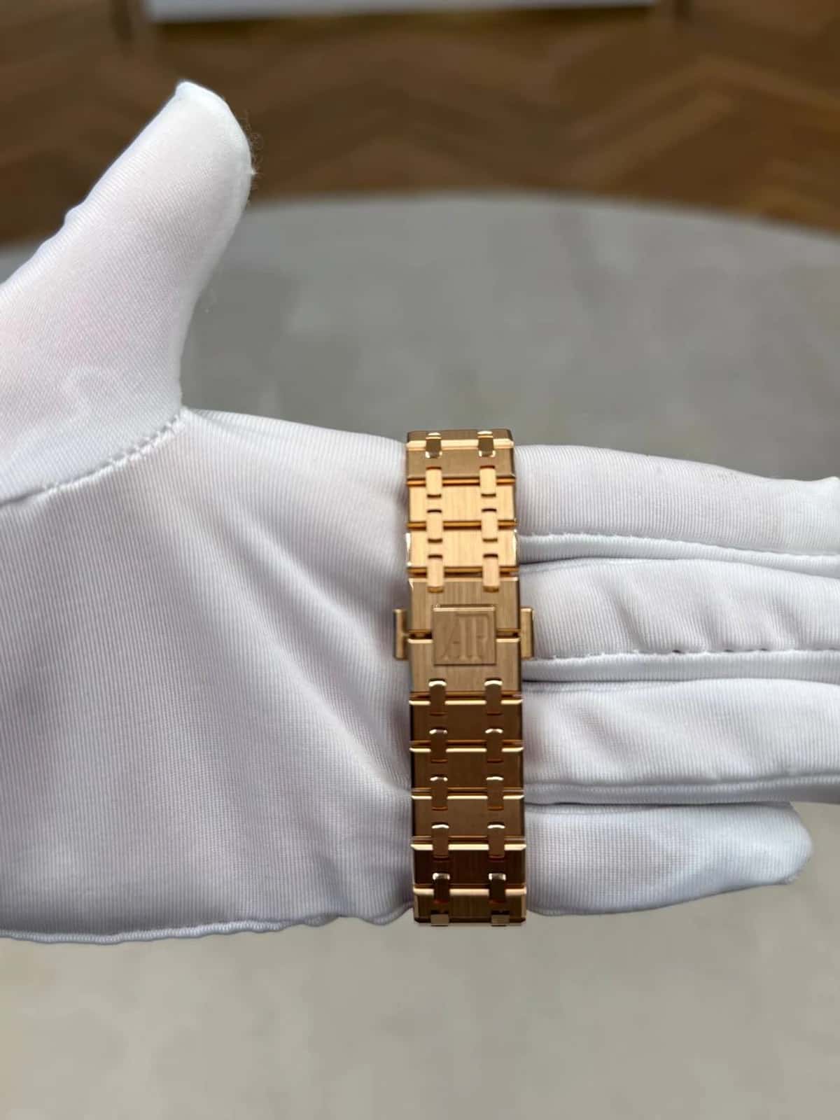 Royal Oak Quartz - Thumbnail 13