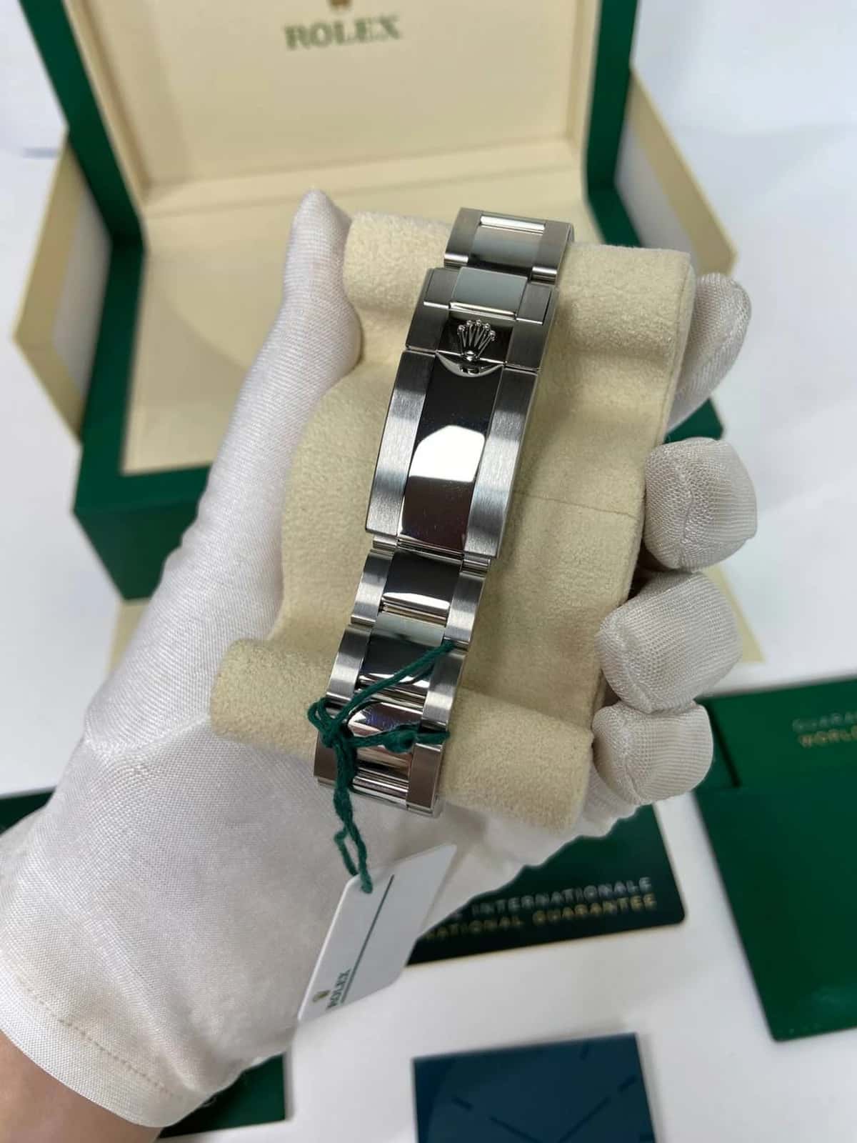 GMT-Master II - Thumbnail 2