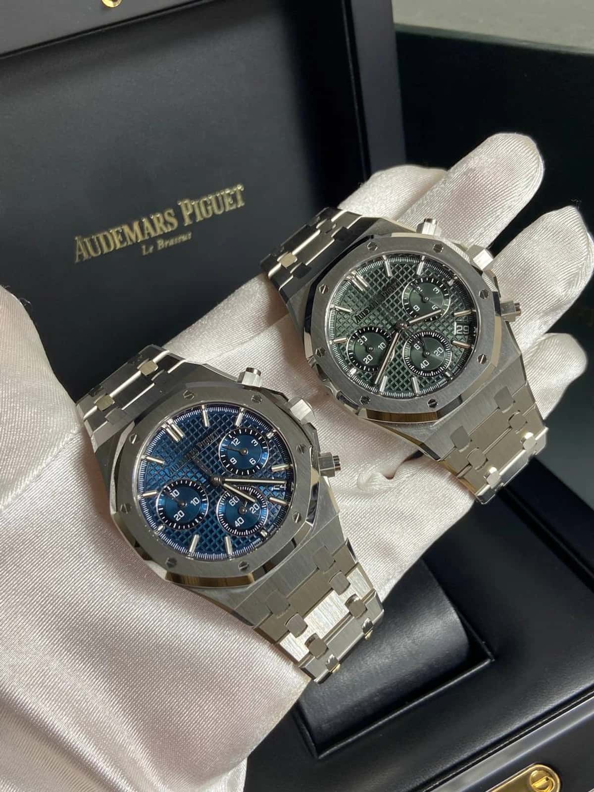 Royal Oak Chronograph - Thumbnail 2