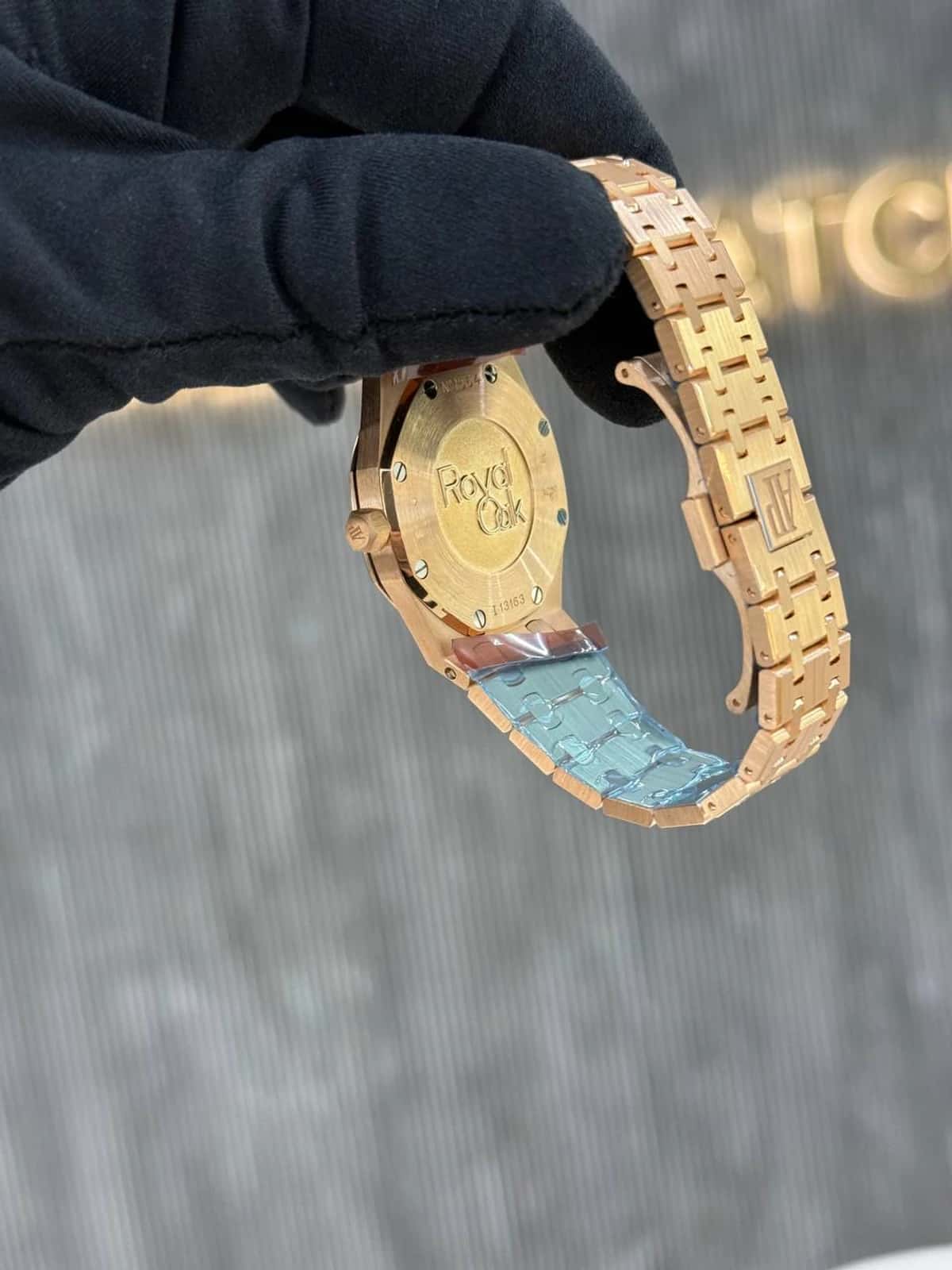 Royal Oak - Thumbnail 7
