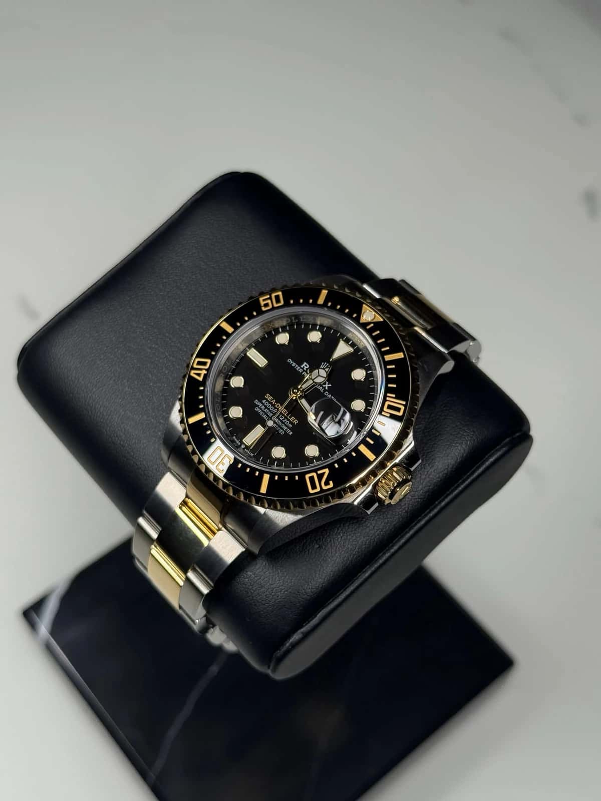 Sea-Dweller - Thumbnail 6