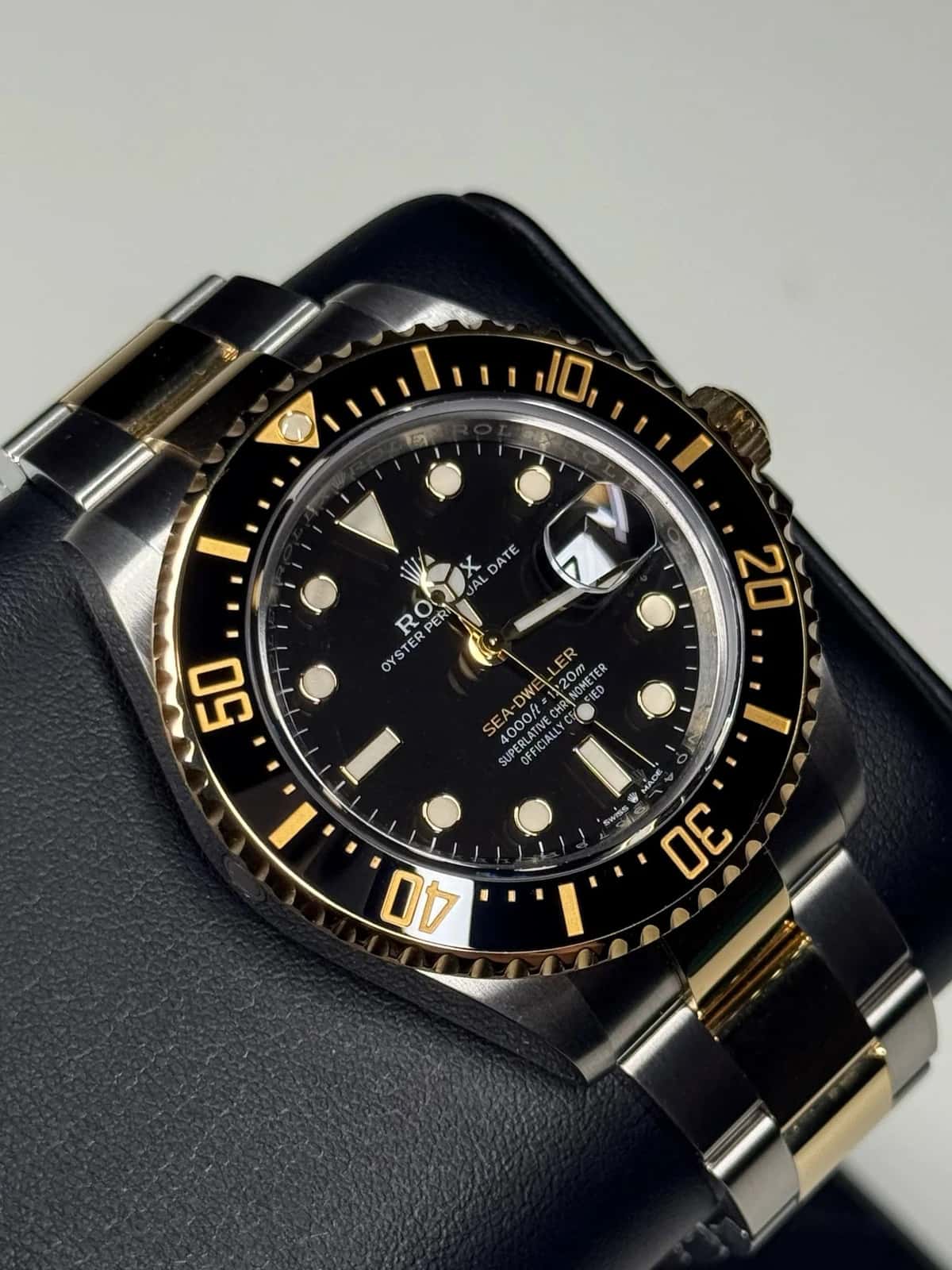 Sea-Dweller - Thumbnail 9