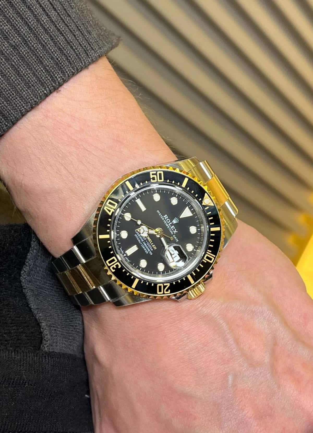 Sea-Dweller - Thumbnail 2