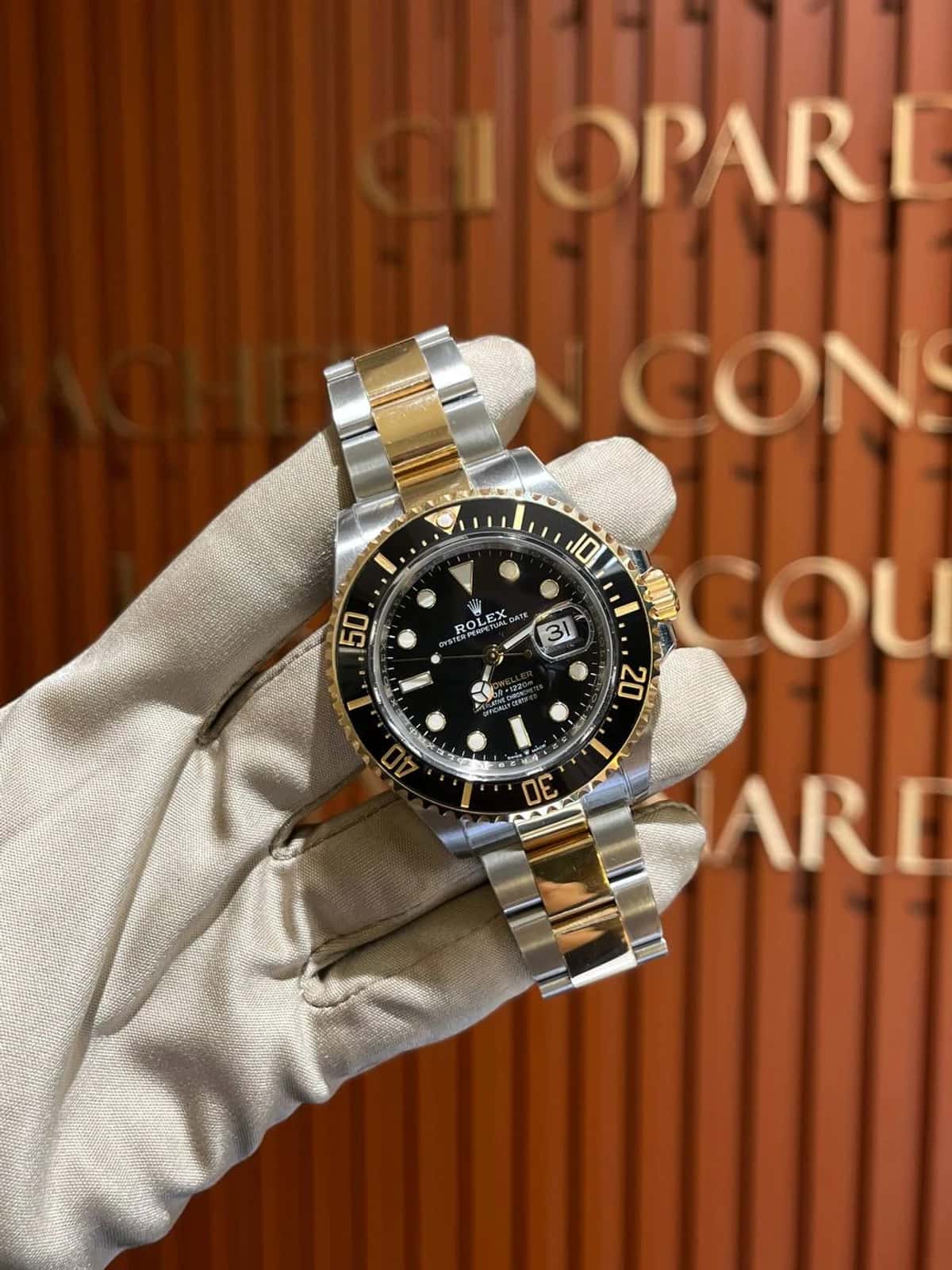 Sea-Dweller - Thumbnail 4